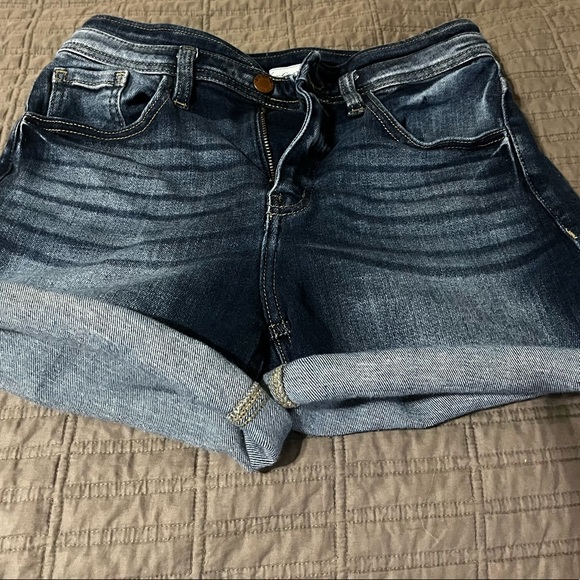 KanCan signature blue Jean shorts-Kurvy Ultra High Rise - Picture 1 of 3